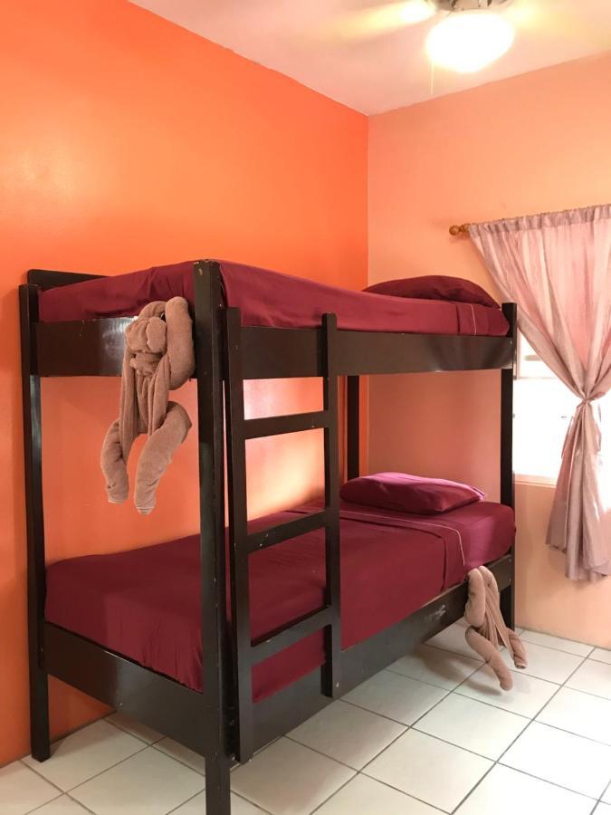 Tropical Paradise Express Caye Caulker Dış mekan fotoğraf