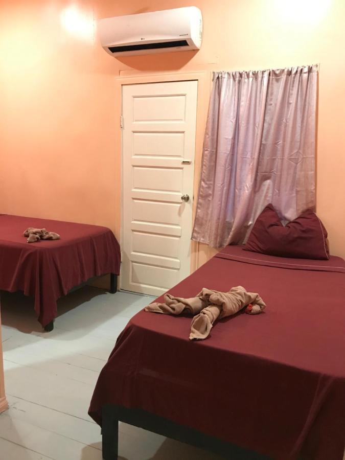 Tropical Paradise Express Caye Caulker Dış mekan fotoğraf