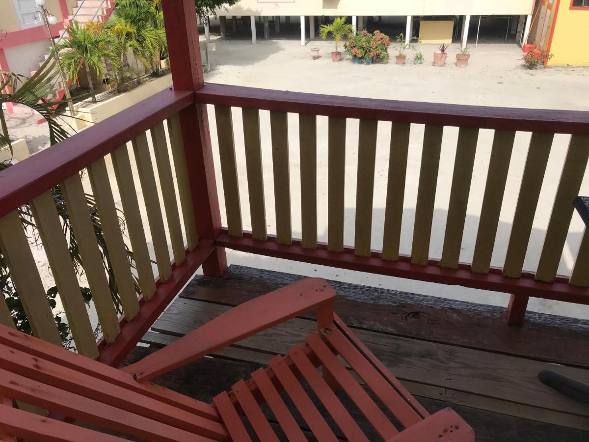 Tropical Paradise Express Caye Caulker Dış mekan fotoğraf