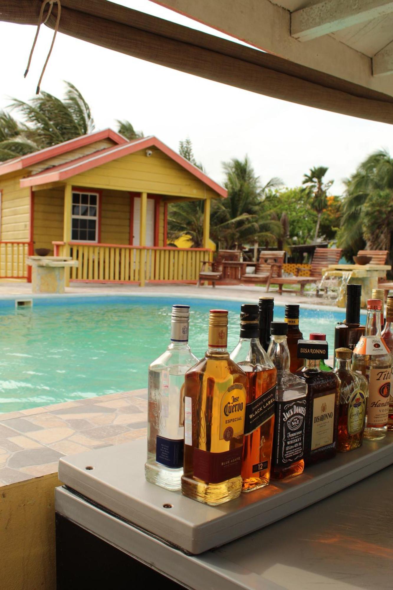 Tropical Paradise Express Caye Caulker Dış mekan fotoğraf